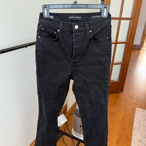 Denim Forum Classic Black Jeans